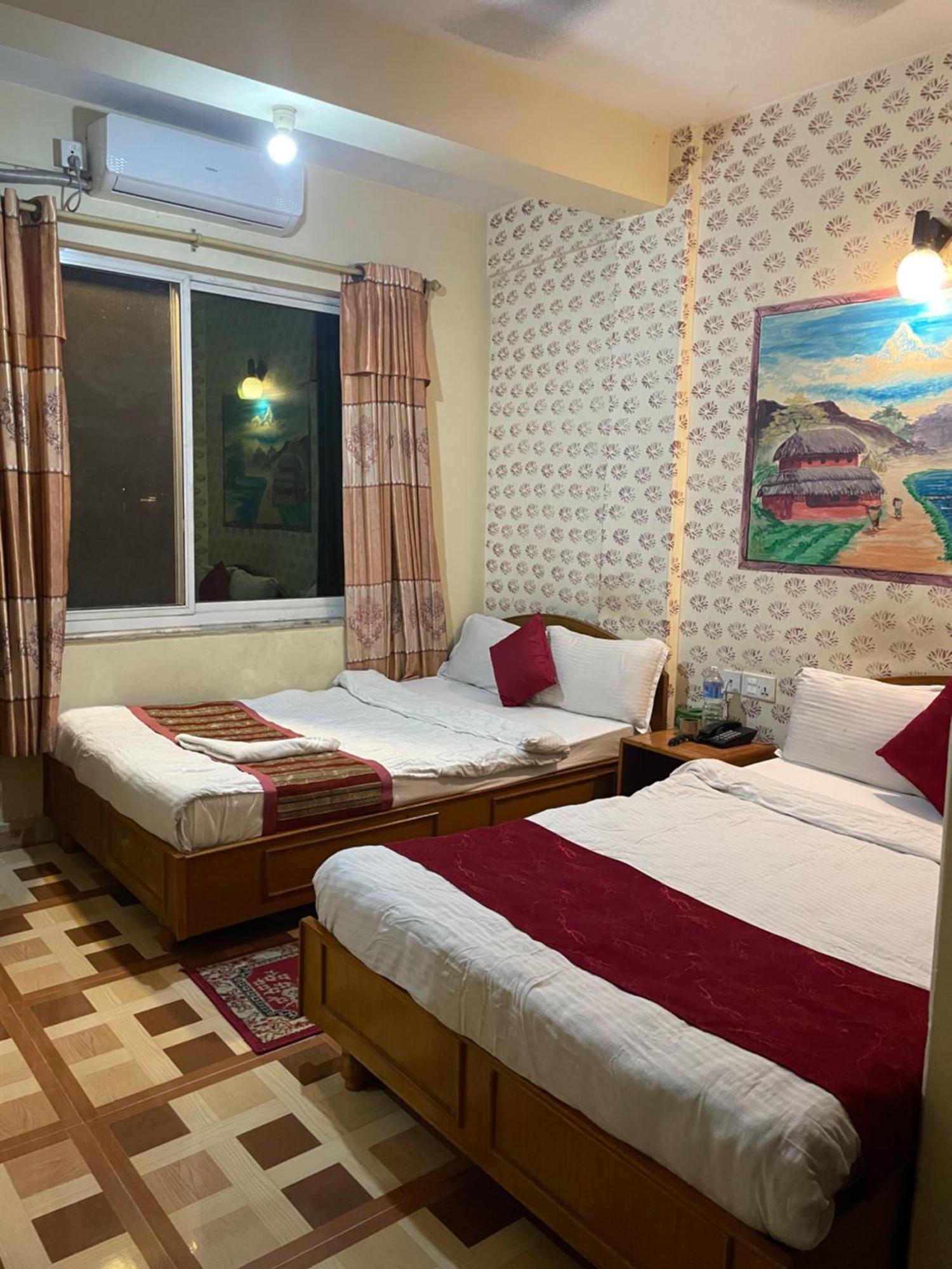 The Tranqulity Inn Pokhara Buitenkant foto